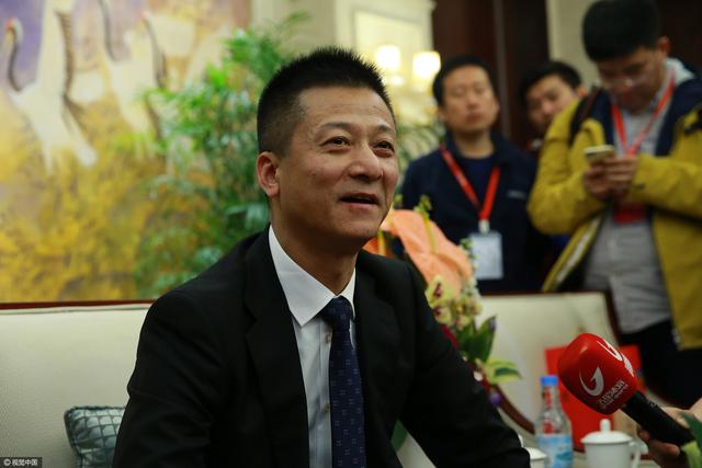 成龙、徐小凤、汪明荃、刘德华、温拿乐队、章子怡、吴京、黄渤等百余组海峡两岸暨港澳地区重磅电影人、音乐人，与多位文体科 上一页12345.